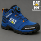 Meleg, téli, vízálló és átszúrásálló férfi munkabakancs a CAT-tól és a Helly Hansen-től.