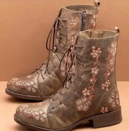 【35-43】 2023 Novas botas de mulher bordadas de outono e inverno.