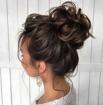 Scrunchie hosszabbítók rendetlen göndör kontyban